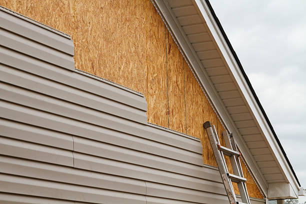Professional Fiber Cement Siding technician working in Norwood, PA